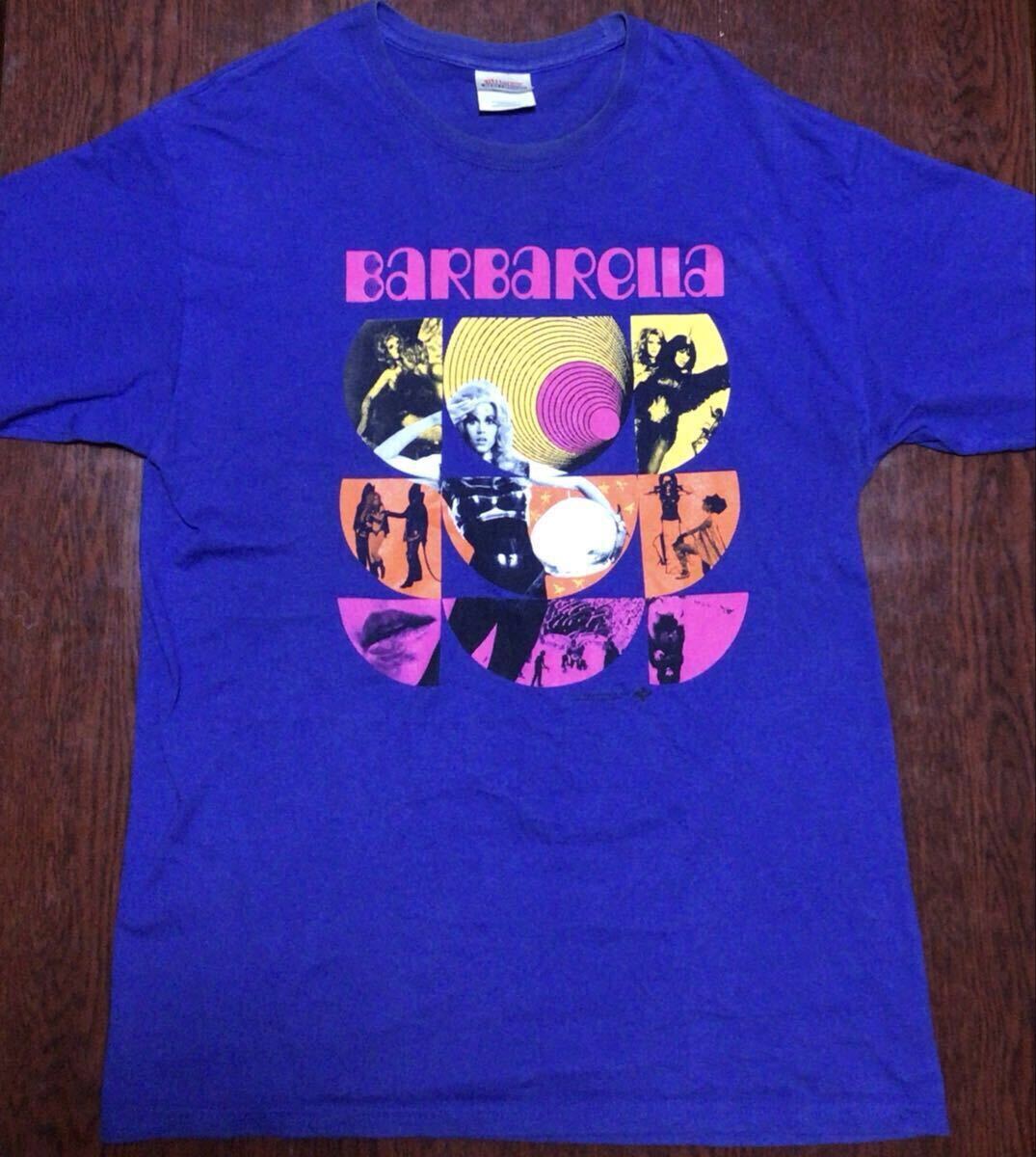 映画 バーバレラ BARBARELLA ジェーン フォンダ Jane Fonda Tシャツ ☆ ヒロインのコスチューム姿をデザイン! 70年代 ポップアート 拍卖