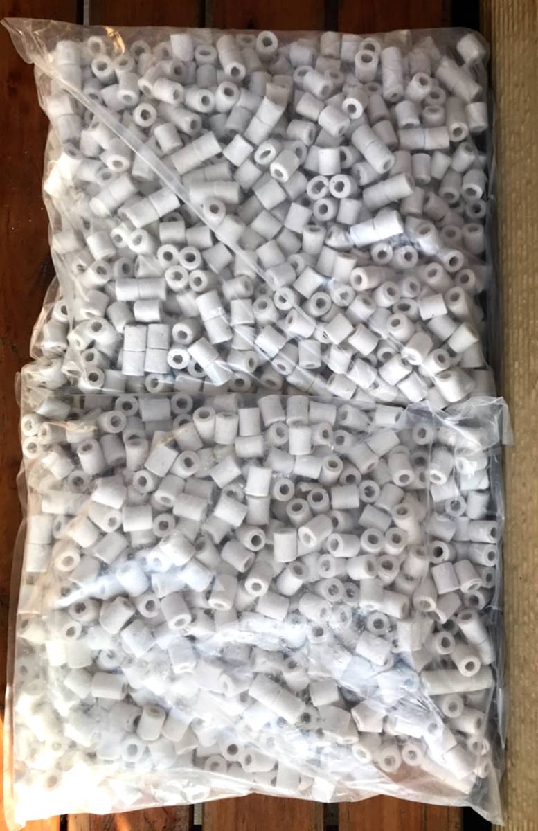 リングろ材M 5Kg( 2,5kg×2袋) ガラス製     便利!手間いらず!すぐに使える!洗浄してから出荷します。拍卖