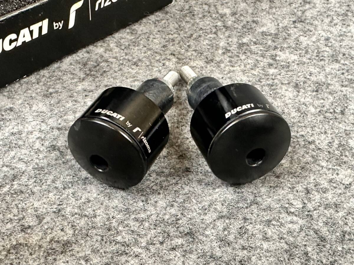 ◆Q17 売切り! 美品 汎用 ドゥカティパフォーマンス ハンドルバーエンド 97380951AA拍卖