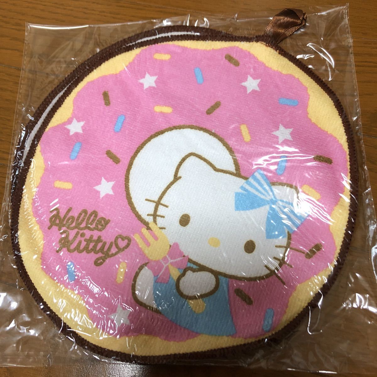 100円~【ハローキティ】ハンドタオル紐付きお手拭き拍卖