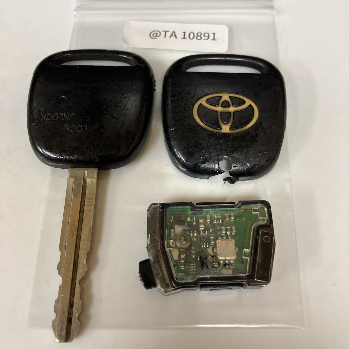 @TA10891 点灯あり トヨタ 純正 キーレス リモコン 1ボタン bB ウィッシュ イスト カルディナ MR-S ヴィッツ プリウス 等拍卖