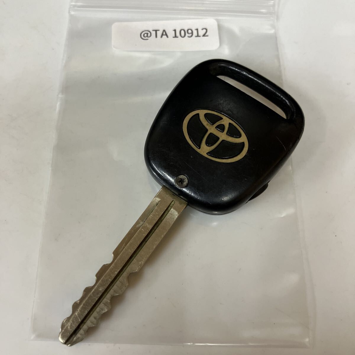 @TA10912 ボタン欠け クリック感なし トヨタ 純正 キーレス リモコン マークII チェイサー クレスタ JZX100 GX100 等 2ボタン拍卖