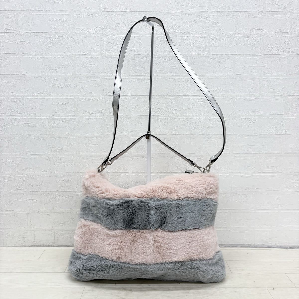 1803〓 EPOCA THE SHOP エポカザショップ ショルダーバッグ ハンドバッグ レディース ピンク グレー 鞄 肩掛け鞄 手提げ鞄 カジュアル拍卖