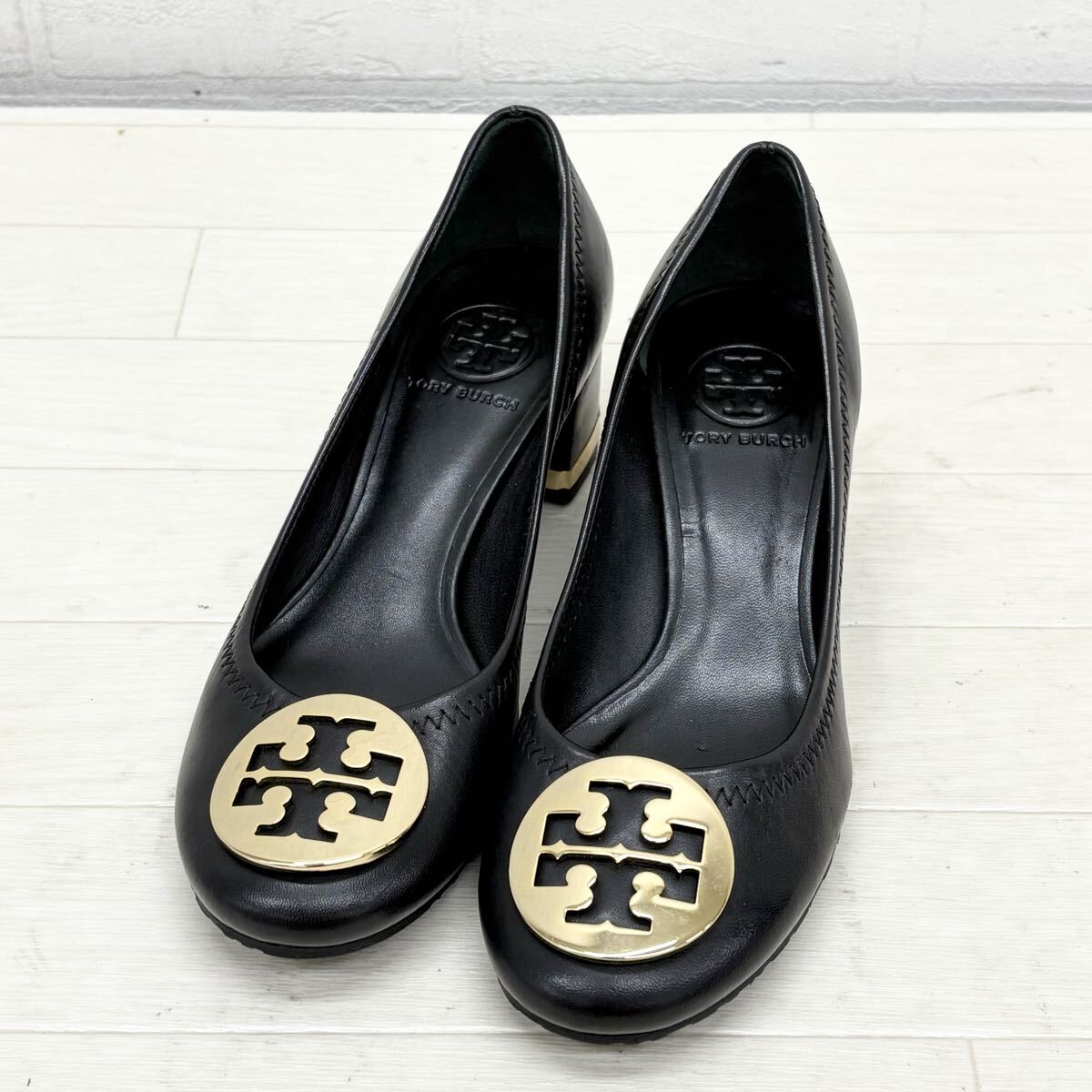 M30〓 TORYBURCH トリーバーチ パンプス レディース サイズ5.5M ブラック 靴 シューズ カジュアルシューズ拍卖