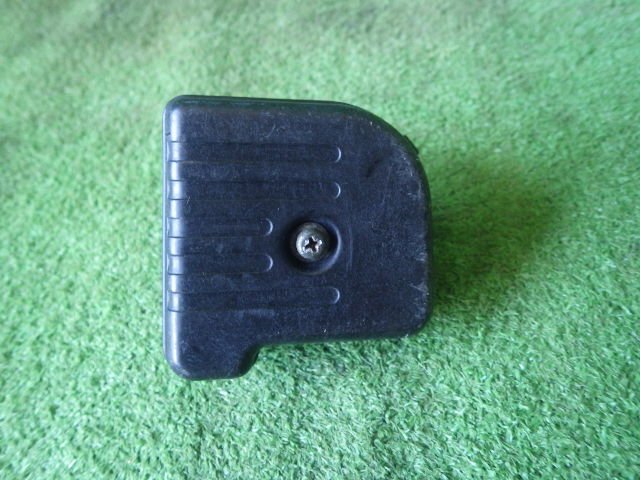 リョービ 刈払い機 EK20【エアクリーナーカバー】三菱 L20拍卖