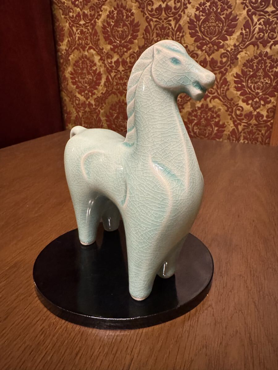 陶器 青磁 馬 アンティーク 2025年干支 縁起物 台付き拍卖