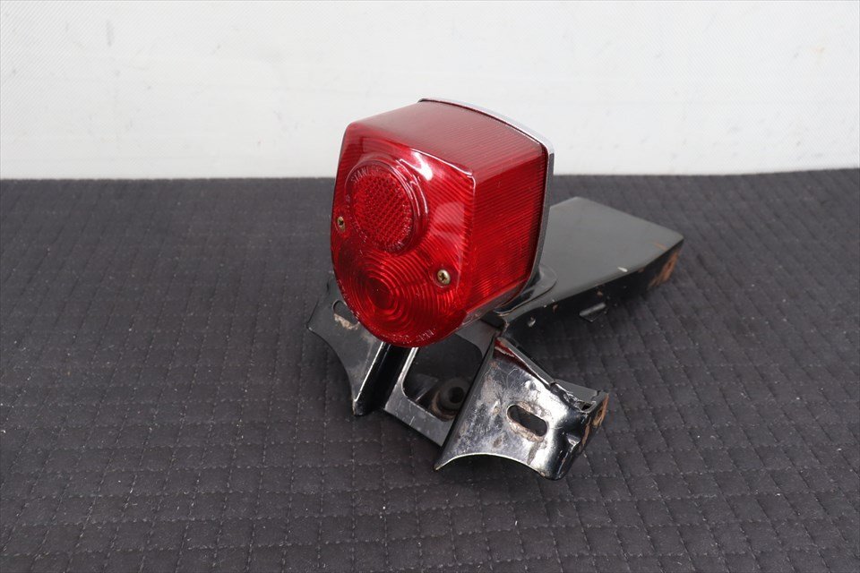 329168 モンキー 純正 4L テールランプ ナンバーステー ホルダー 4リットル 6V拍卖