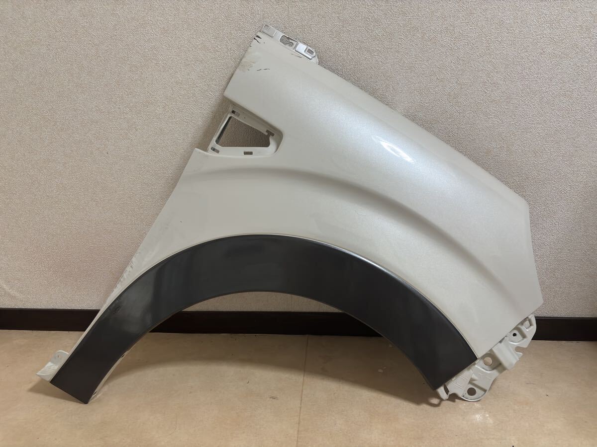 DBA-LA260S 53811-B2A20 53811-B2A30 右Fフェンダー 拍卖