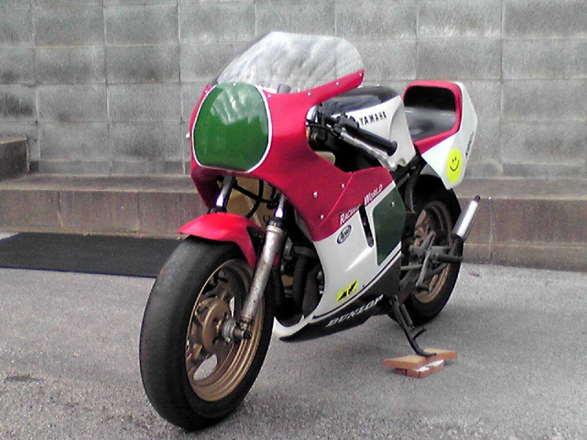 ミニバイク用!自作FRP汎用アッパーカウル!スクリーン付き!昔のレーサー風!’70年代終わり~’80年代初頭のTZ・YZRみたいな拍卖