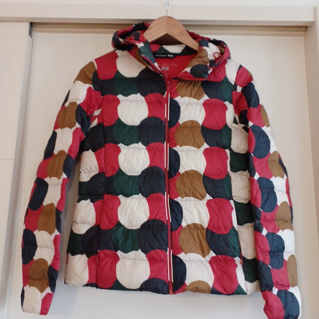 UNIQLO x Marimekko ユニクロ マリメッコ 海外限定 ウルトラライトダウン XSサイズ レディース 防寒 収納袋付き拍卖