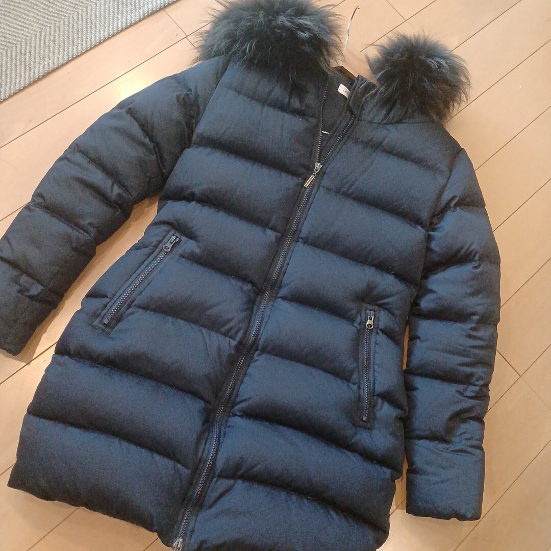 横浜アミアンハウス AMIAN HOUSE ダウンコート グースダウンフェザー ラクーンファーつき Amian House ネイビー系拍卖