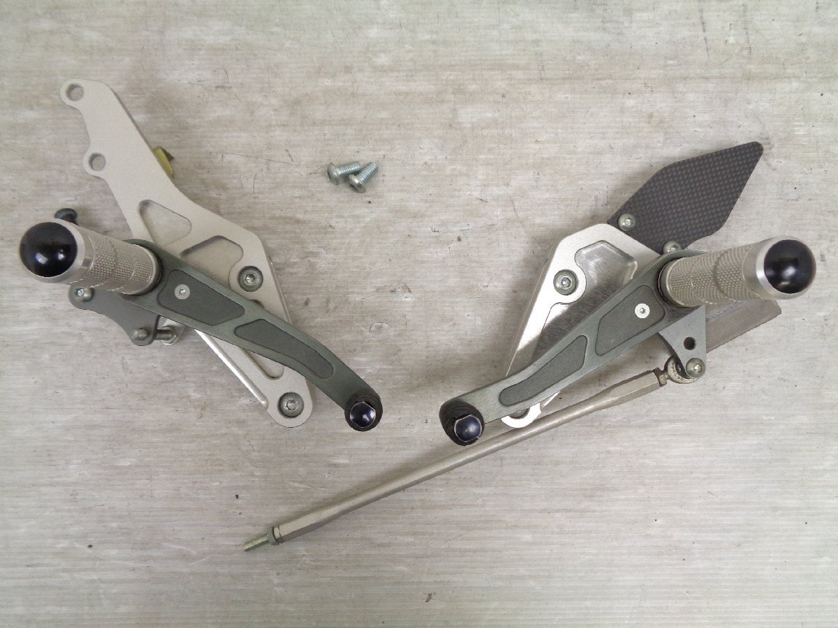 GSF1200 GV75A GSF1200S GV75B 95-99 WR'S ダブルアールズ バトル バックステップ キット シルバー 3ポジ 良品【G861】拍卖