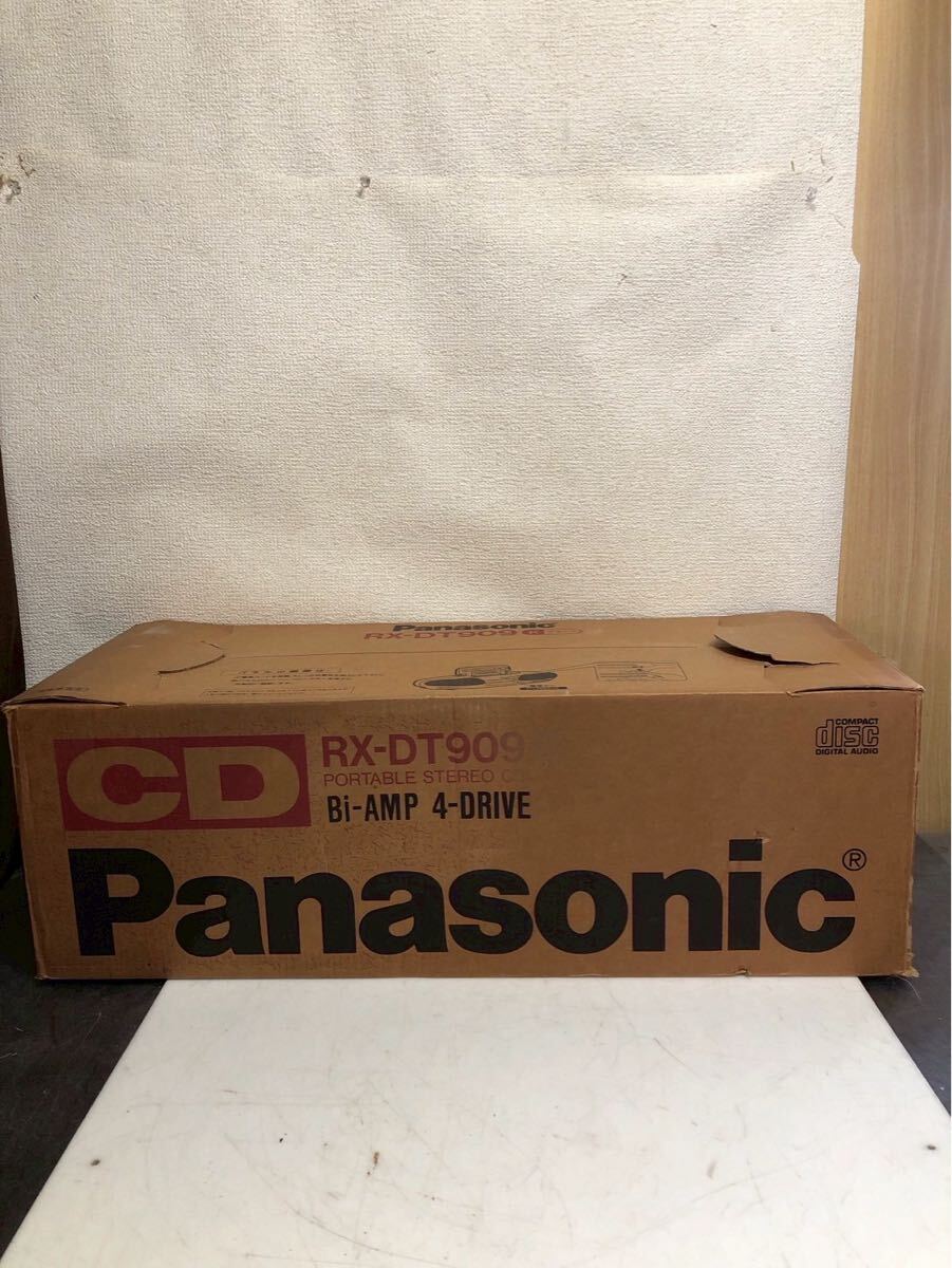 新品未使用 Panasonic パナソニック RX-DT909 CDラジカセ 当時物 昭和レトロ デッドストック 希少 レア保証書や取り扱い説明書なども付属拍卖
