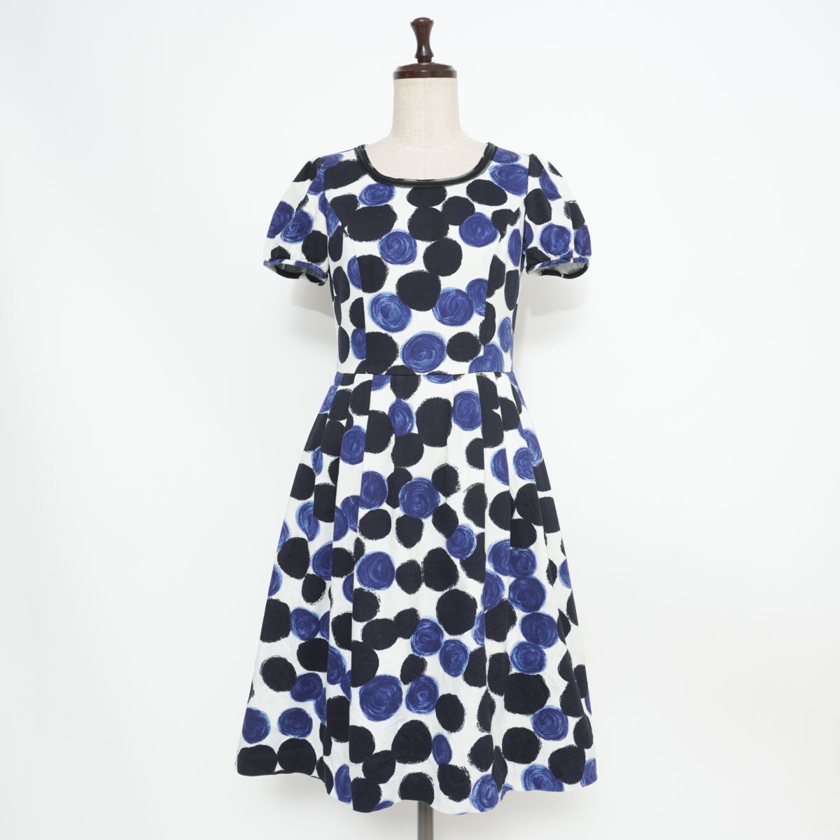 COTOO コトゥー ドット柄タックフレアワンピース ミモレ丈 裏地付き レディース ブルー系 青 サイズ36*GD1106拍卖