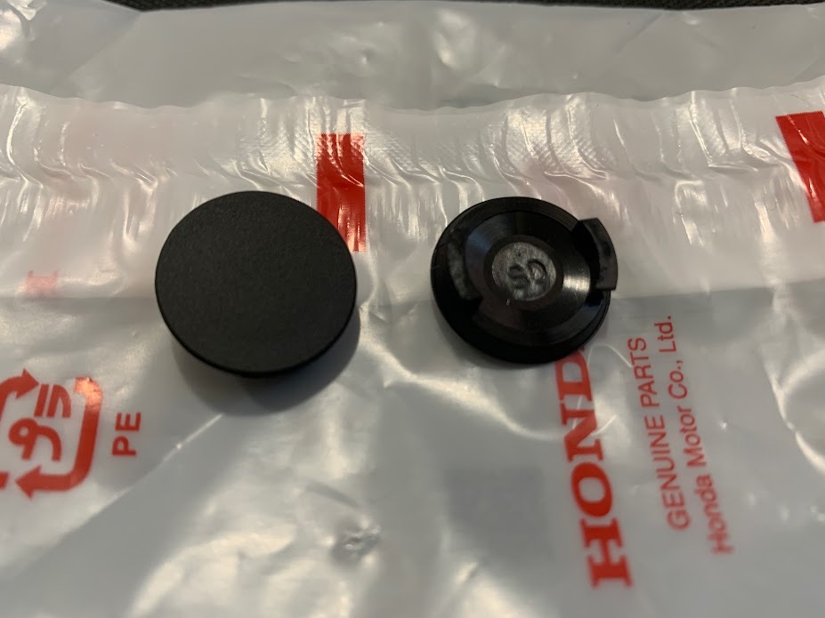 新品 純正部品 ホンダ EF型 シビック・CR-X カウルトップパネルのネジ隠しキャップ 7個拍卖
