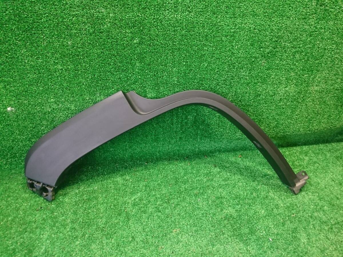 MR52S ハスラー 右リアフェンダーモール 無塗装黒(80321)拍卖