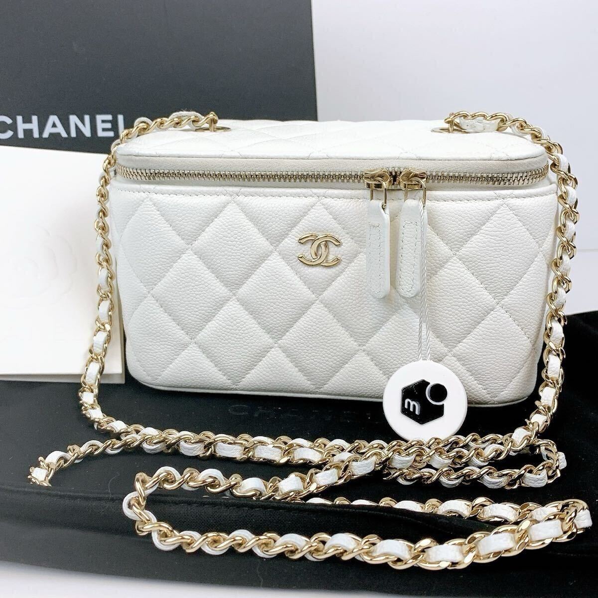 1円 CHANEL ◆鑑定済◆ シャネル マトラッセ スモール バニティ キャビアスキン チェーン ショルダーバッグ ココマーク ホワイト ミラー付拍卖