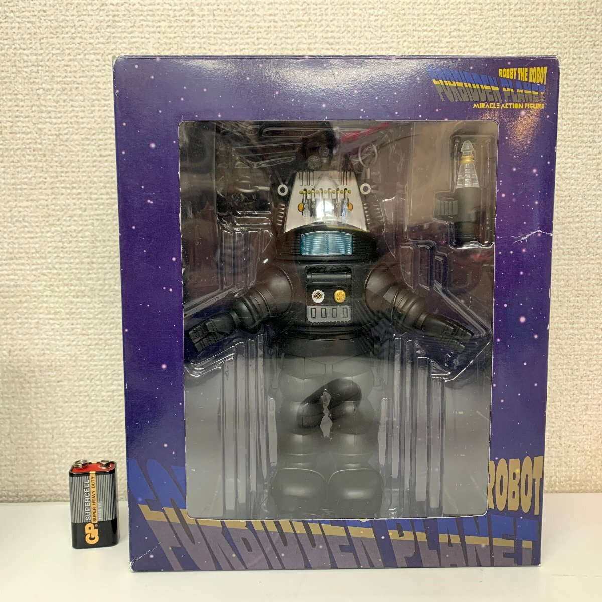 【未使用 フィギュア】メディコム・トイ ROBBY THE ROBOT FORBIDDEN PLANET MIRACLE ACTION FIGURE ロビー・ザ・ロボット MEDI COM TOY ★拍卖