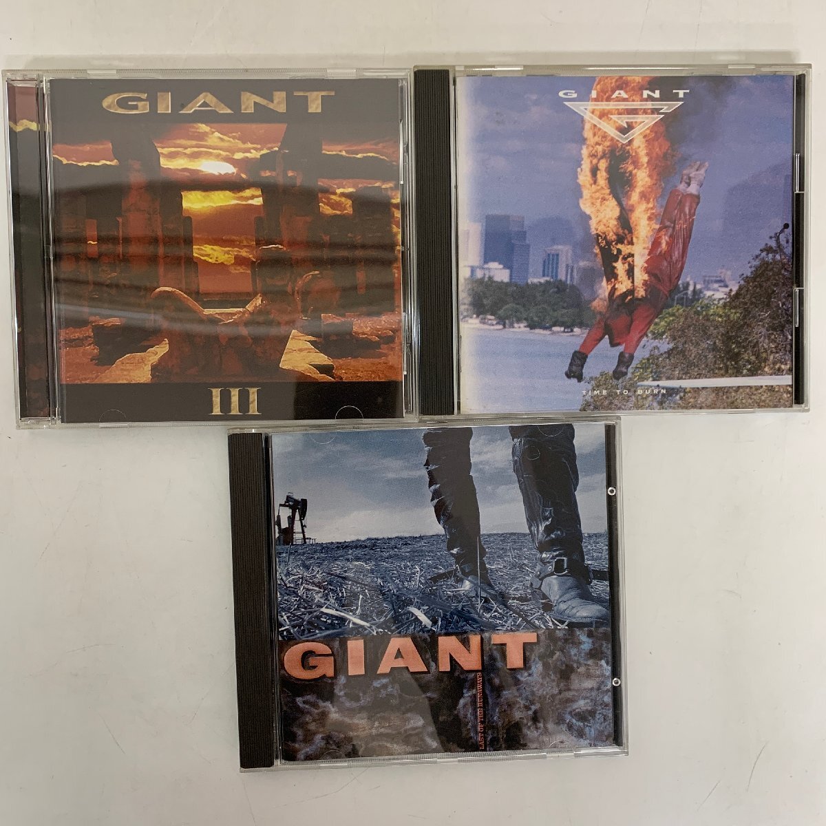 【CD】GIANT ジャイアント まとめて3枚 Ⅲ TIME TO BURN タイム・トゥ・バーン LAST OF THE RUNWAYS ラストオブザランウェイズ 〇拍卖