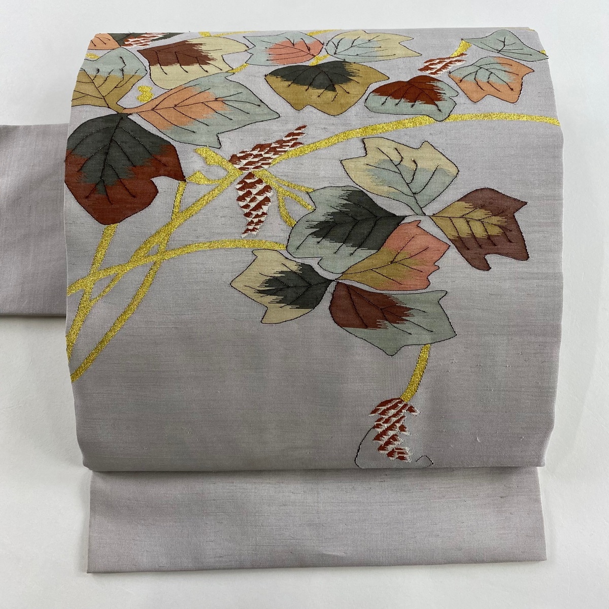 名古屋帯 秀品 紬地 葉柄 金糸 灰紫 正絹 【中古】拍卖