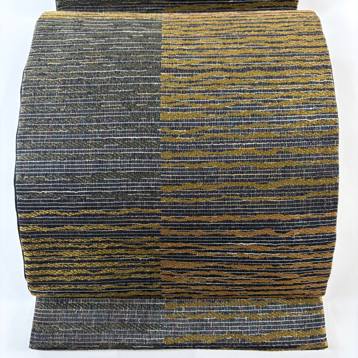 【美品】 袋帯 名品 縞 金糸 茶緑色 六通 正絹 【中古】拍卖