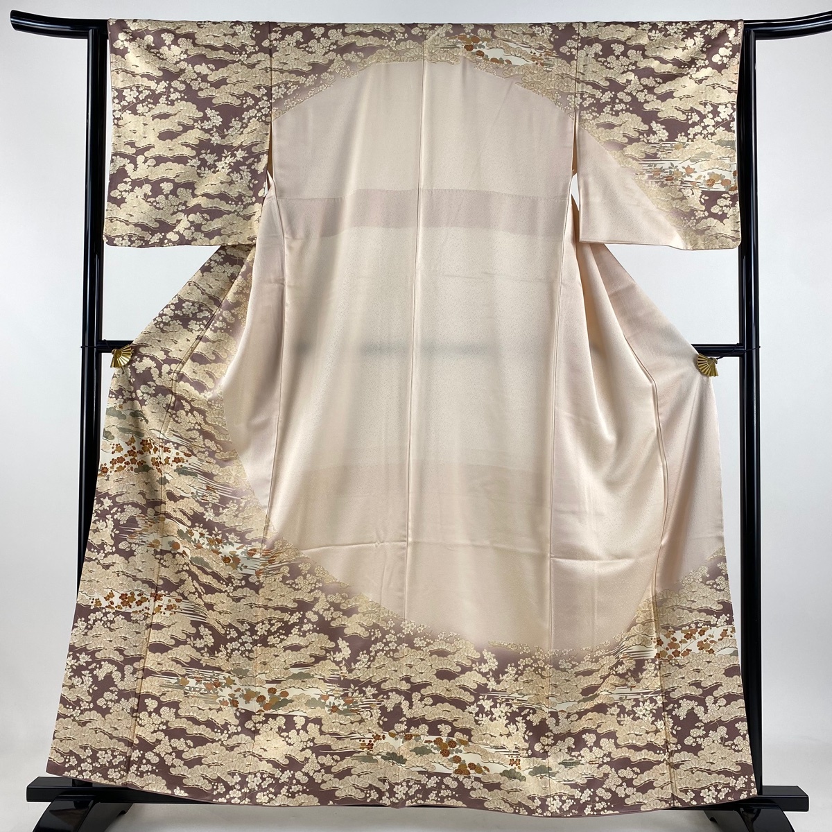 訪問着 身丈159.5cm 裄丈62.5cm S 袷 鈴乃屋 松梅 菊 金糸 金彩 灰紫 正絹 秀品 【中古】拍卖