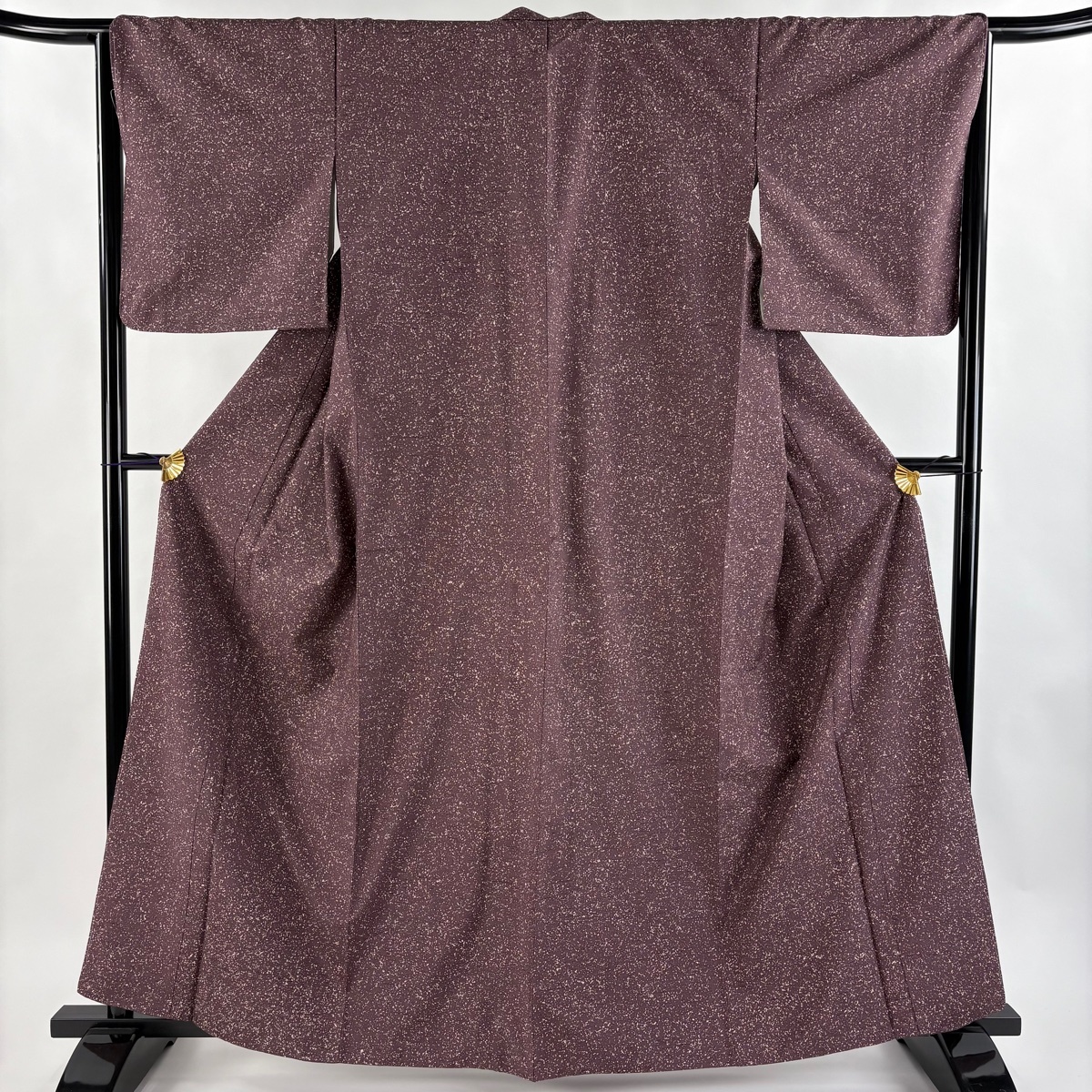 【美品】 小紋 身丈161cm 裄丈65.5cm M 袷 紬地 幾何学模様 紫 正絹 名品 【中古】拍卖