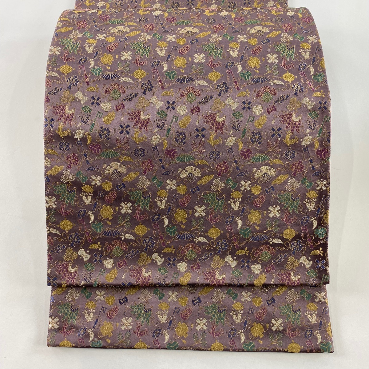 【美品】 袋帯 秀品 宝尽くし 松 金糸 薄紫 全通 正絹 【中古】拍卖