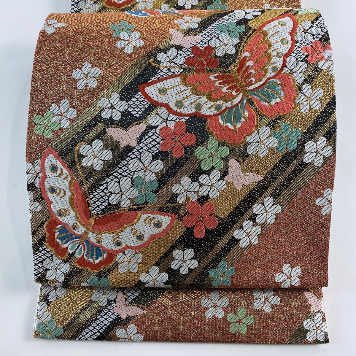 袋帯 秀品 振袖向き 蝶 花 箔 唐織 朱色 六通 正絹 【中古】拍卖