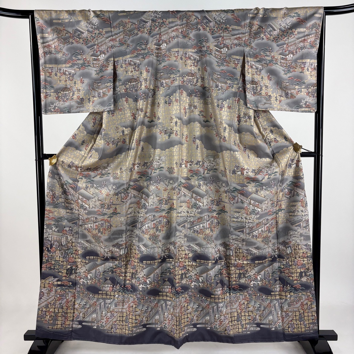 【美品】 訪問着 身丈160cm 裄丈65.5cm M 袷 紬地 人物 風景 金彩 ぼかし 灰色 正絹 秀品 【中古】拍卖