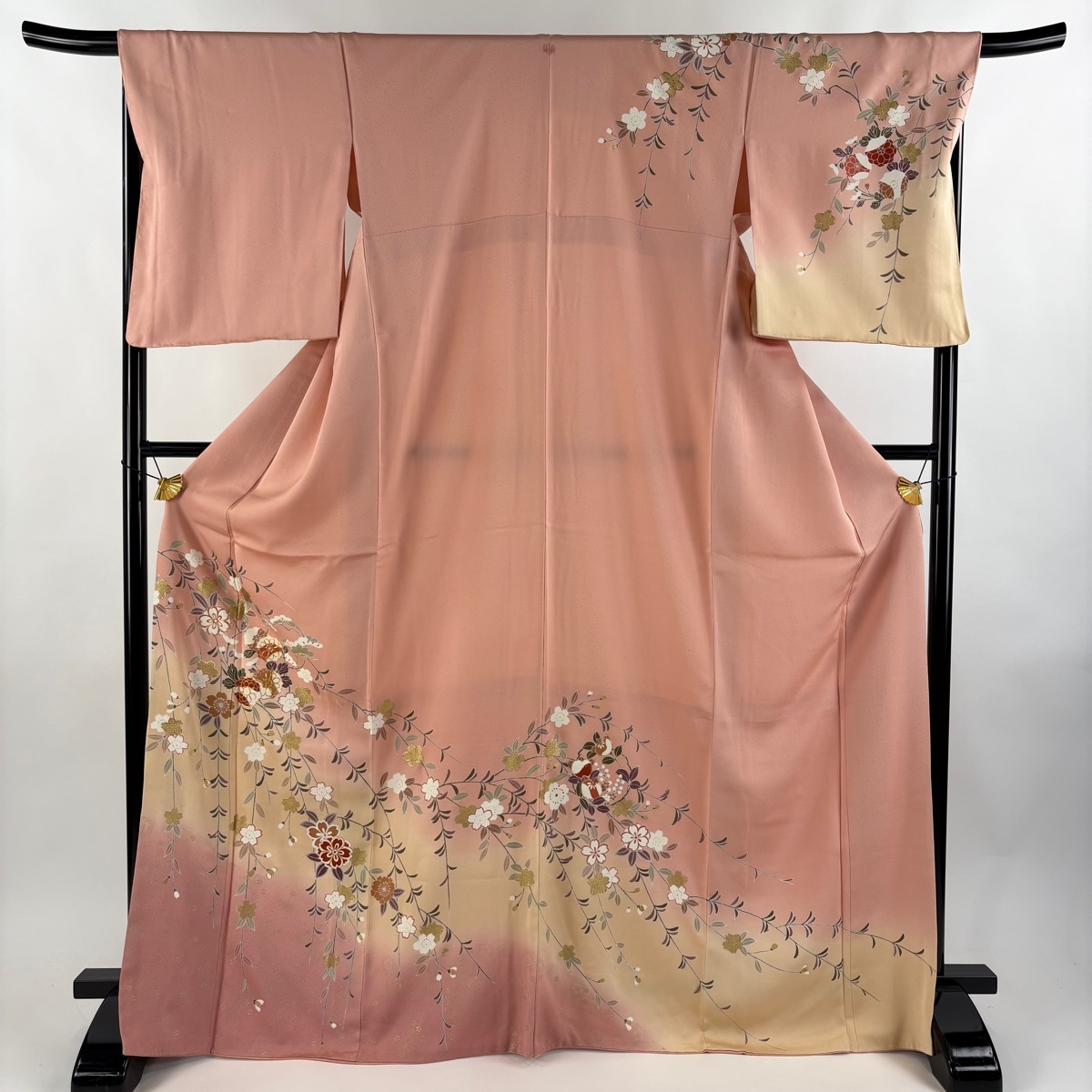 【美品】 訪問着 身丈167cm 裄丈68cm L 袷 枝垂れ桜 菊 金糸 金彩 ピンク 正絹 秀品 一つ紋 【中古】拍卖