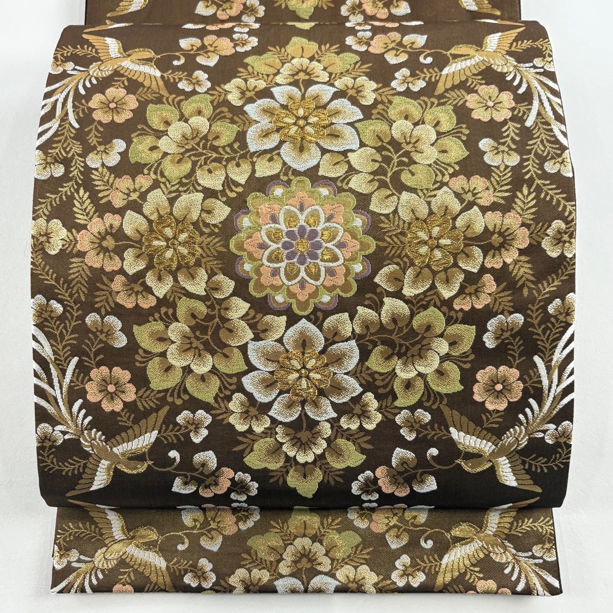 【美品】 袋帯 逸品 河合美術織物 落款 華文 花喰い鳥 金糸 箔 茶色 六通 正絹 【中古】拍卖