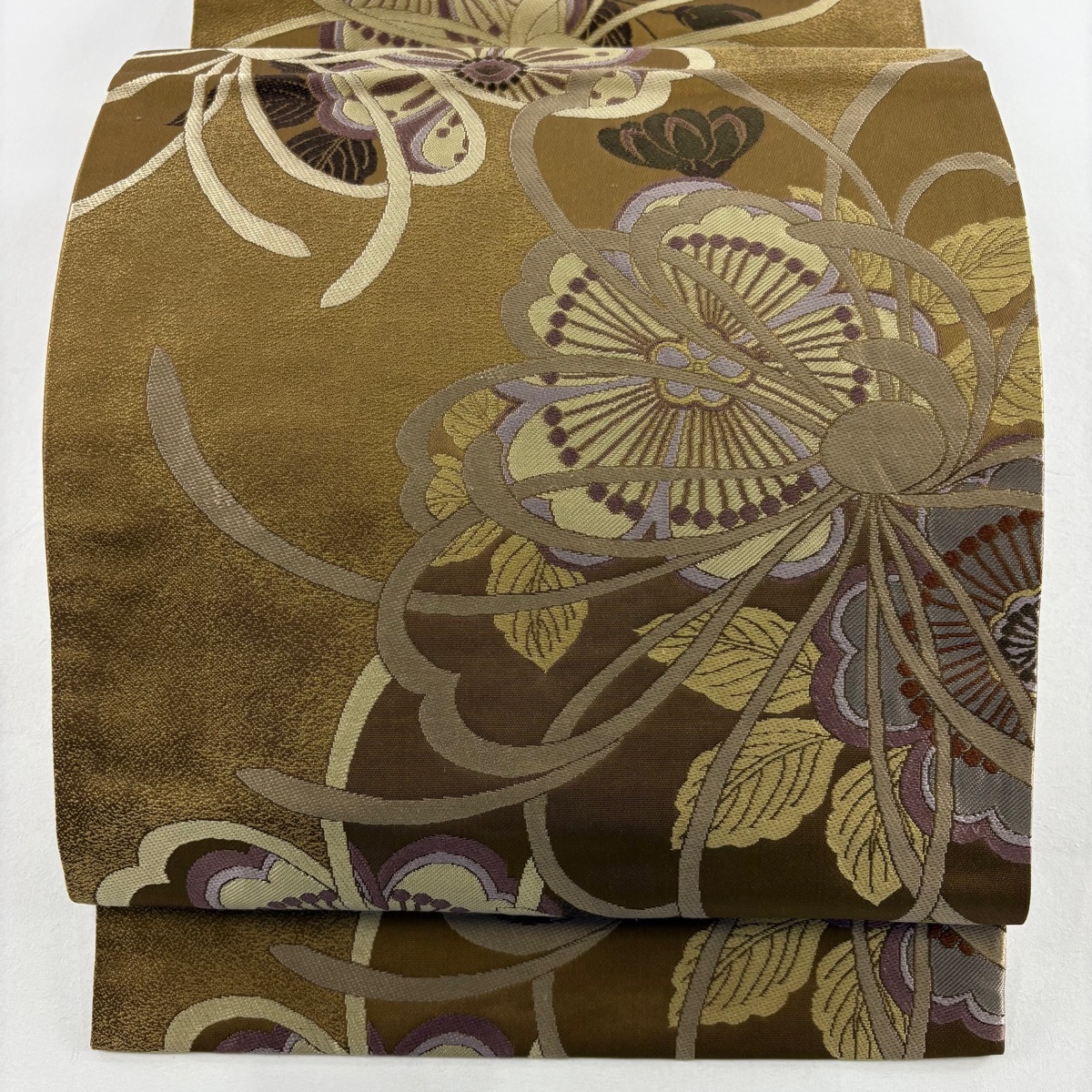 【美品】 袋帯 名品 落款 こむさでもーど 草花 黄土色 六通 正絹 【中古】拍卖