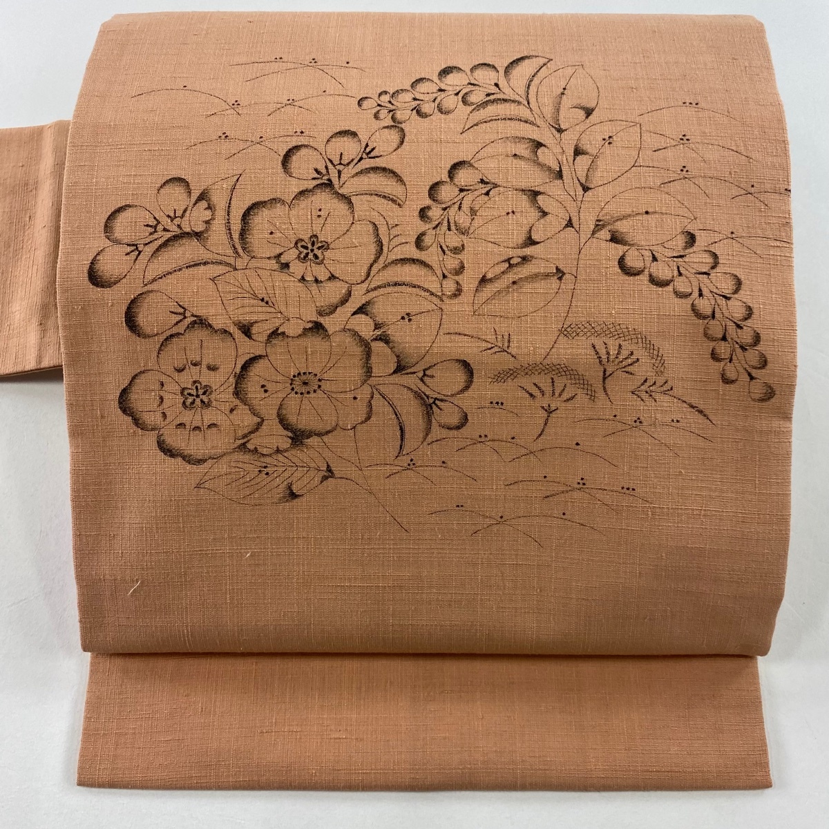 【美品】 名古屋帯 秀品 紬地 草花 露芝 サーモンピンク 正絹 【中古】拍卖