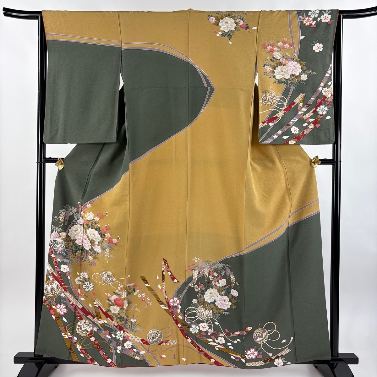 訪問着 身丈158.5cm 裄丈64cm M 袷 手鞠 花鳥 金彩 染め分け 灰緑 正絹 秀品 【中古】拍卖