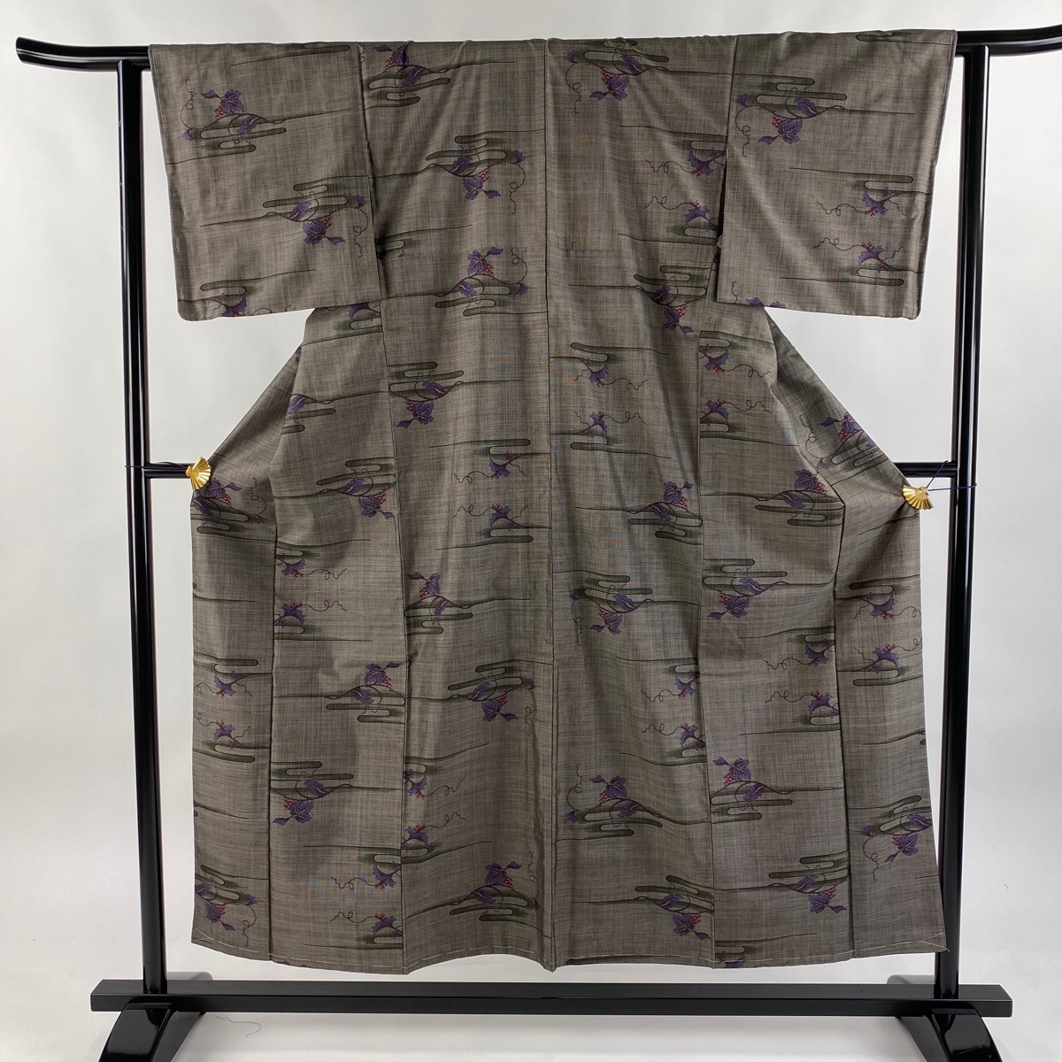 【美品】 紬 身丈153.5cm 裄丈62.5cm S 袷 ヱ霞 葡萄 焦茶色 正絹 秀品 【中古】拍卖