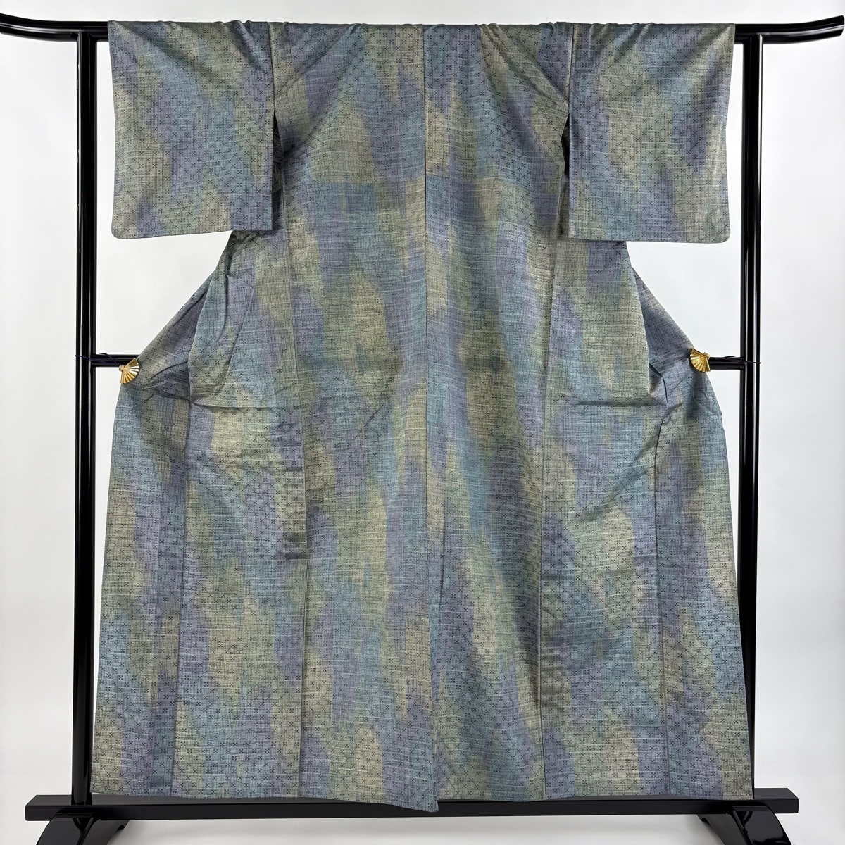 【美品】 紬 身丈156cm 裄丈62cm S 単衣 幾何学 ぼかし 青灰色 正絹 秀品 【中古】拍卖