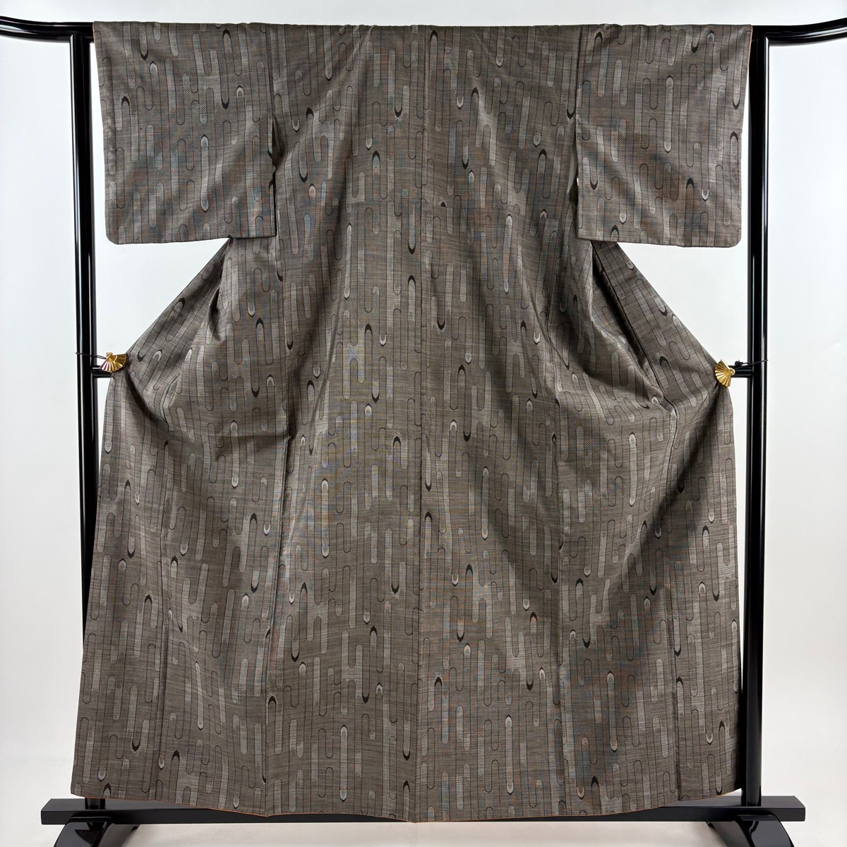 【美品】 紬 身丈160cm 裄丈62cm S 袷 壺垂れ 焦茶色 正絹 秀品 【中古】拍卖