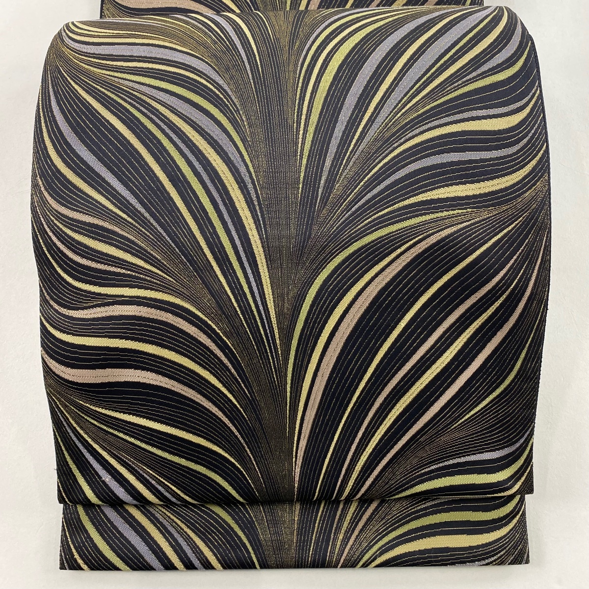 【美品】 袋帯 秀品 幾何学 箔 黒 六通 正絹 【中古】拍卖