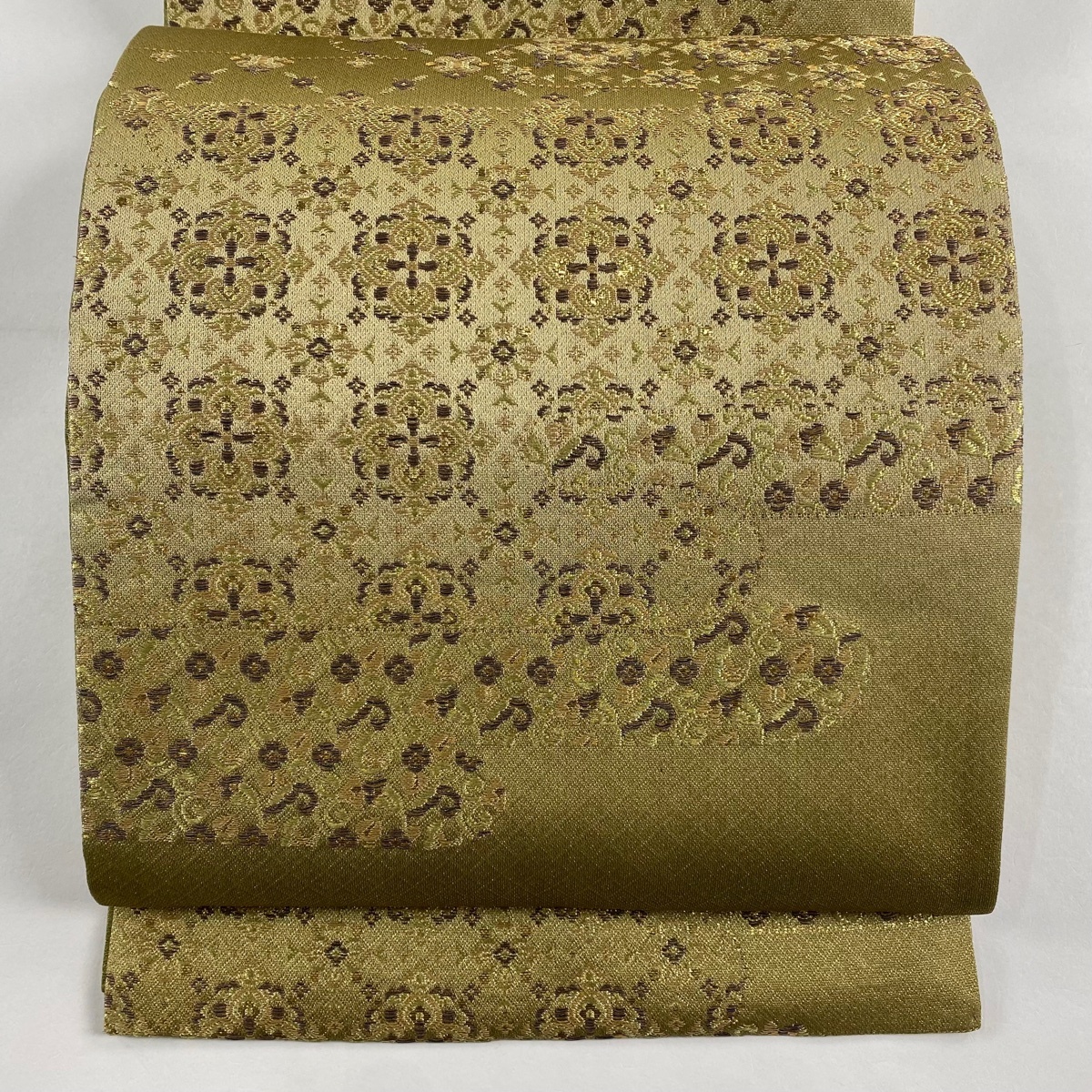 【美品】 袋帯 名品 華文 金糸 箔 鶯色 六通 正絹 【中古】拍卖