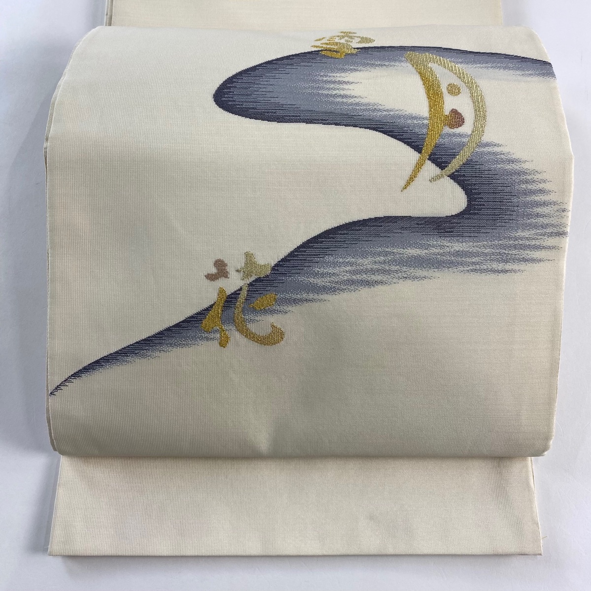 【美品】 袋帯 名品 祥園 落款 雪月花 金糸 ベージュ お太鼓柄 正絹 【中古】拍卖