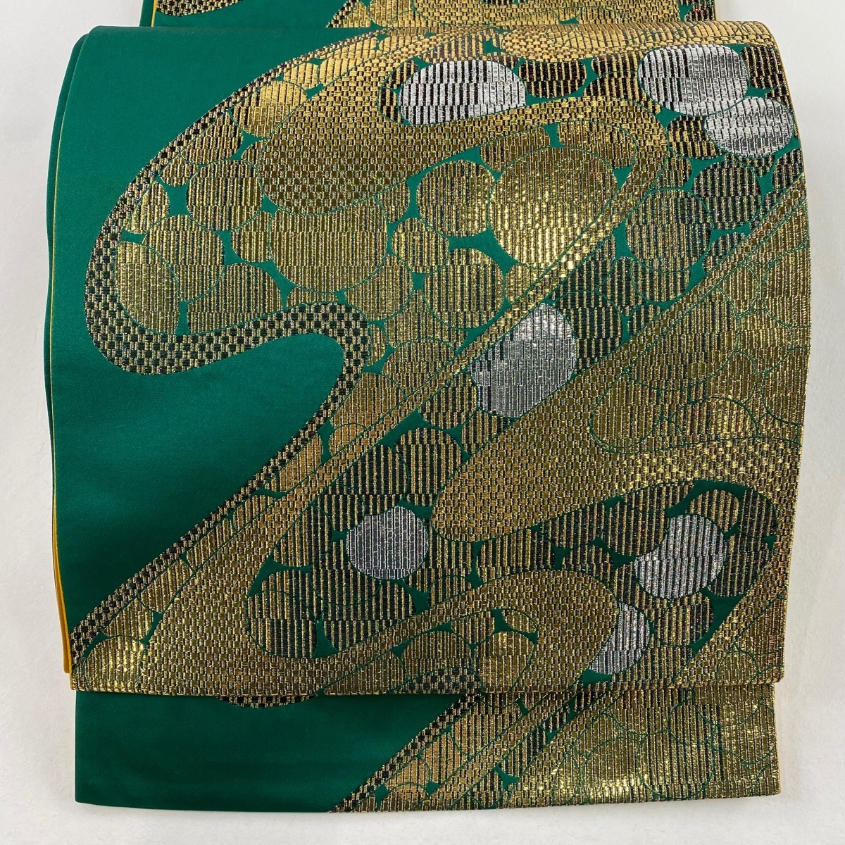 【美品】 袋帯 秀品 幾何学 箔 緑 六通 正絹 【中古】拍卖