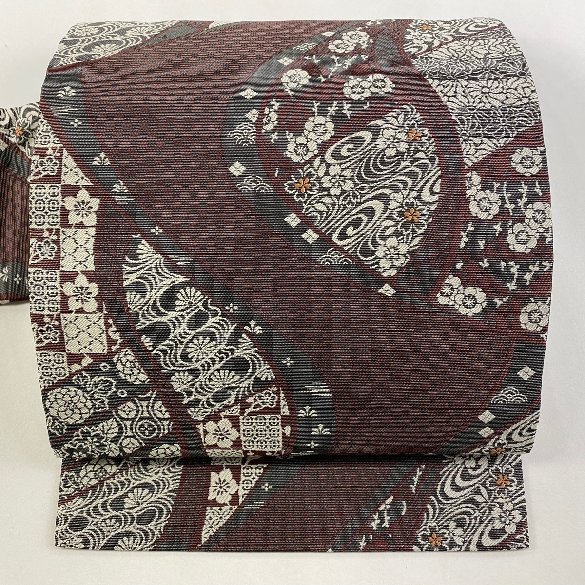 【美品】 名古屋帯 秀品 桜 梅 灰色 正絹 【中古】拍卖