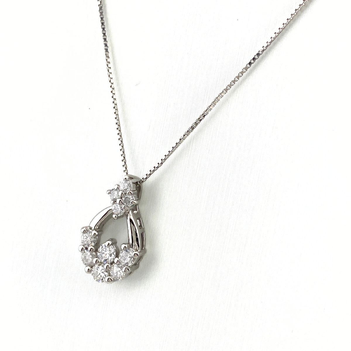 メレダイヤ デザインネックレス プラチナ ペンダント ネックレス Pt900 Pt850 ダイヤモンド レディース 【中古】拍卖