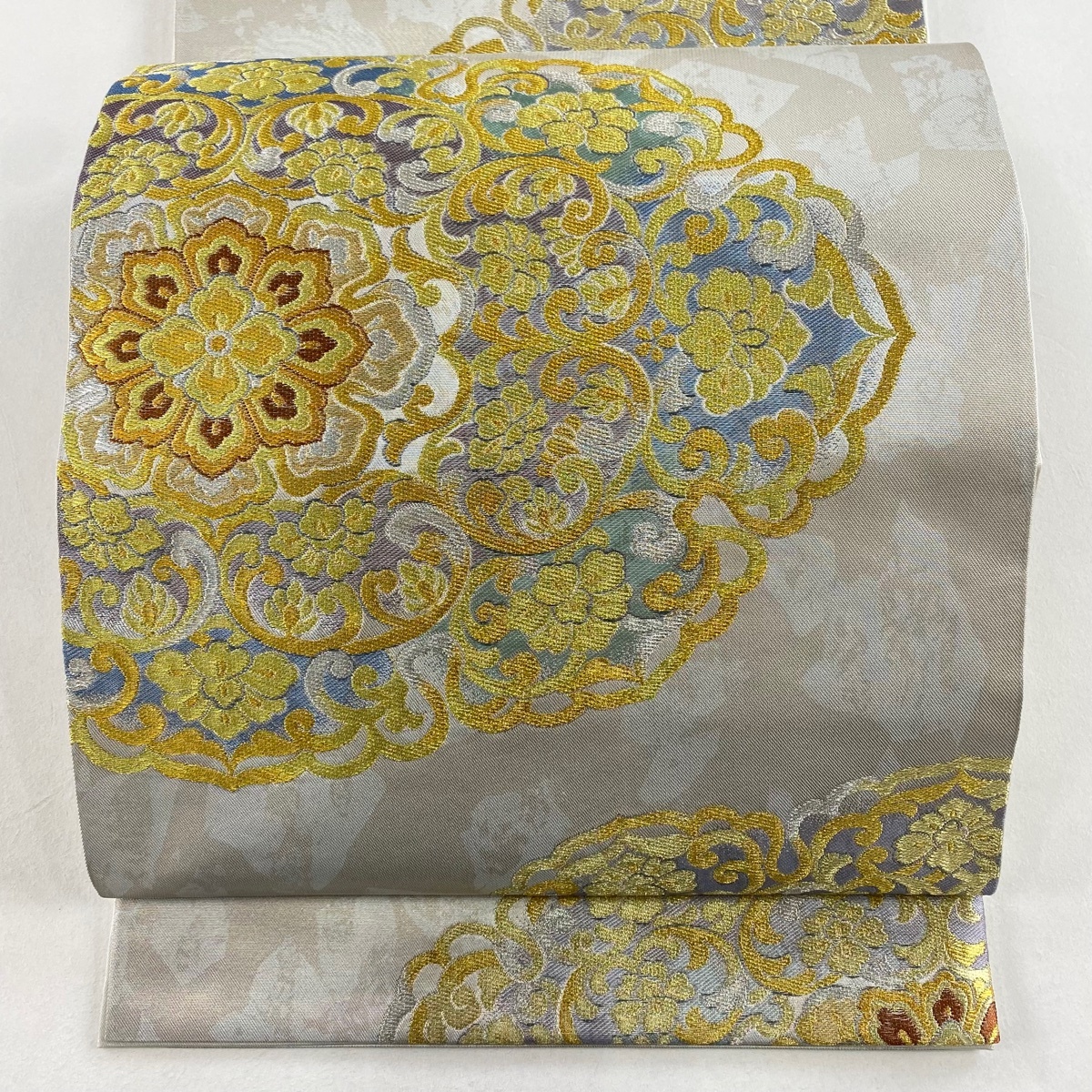 【美品】 袋帯 逸品 川島織物 落款 華文 幾何学模様 金銀糸 箔 灰色 六通 正絹 【中古】拍卖