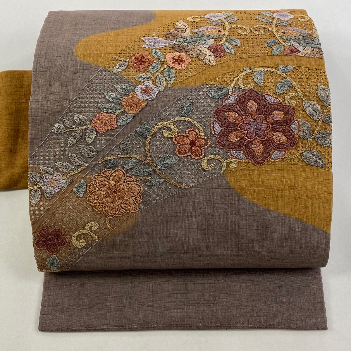 名古屋帯 秀品 花喰い鳥 花唐草 茶色 正絹 【中古】拍卖