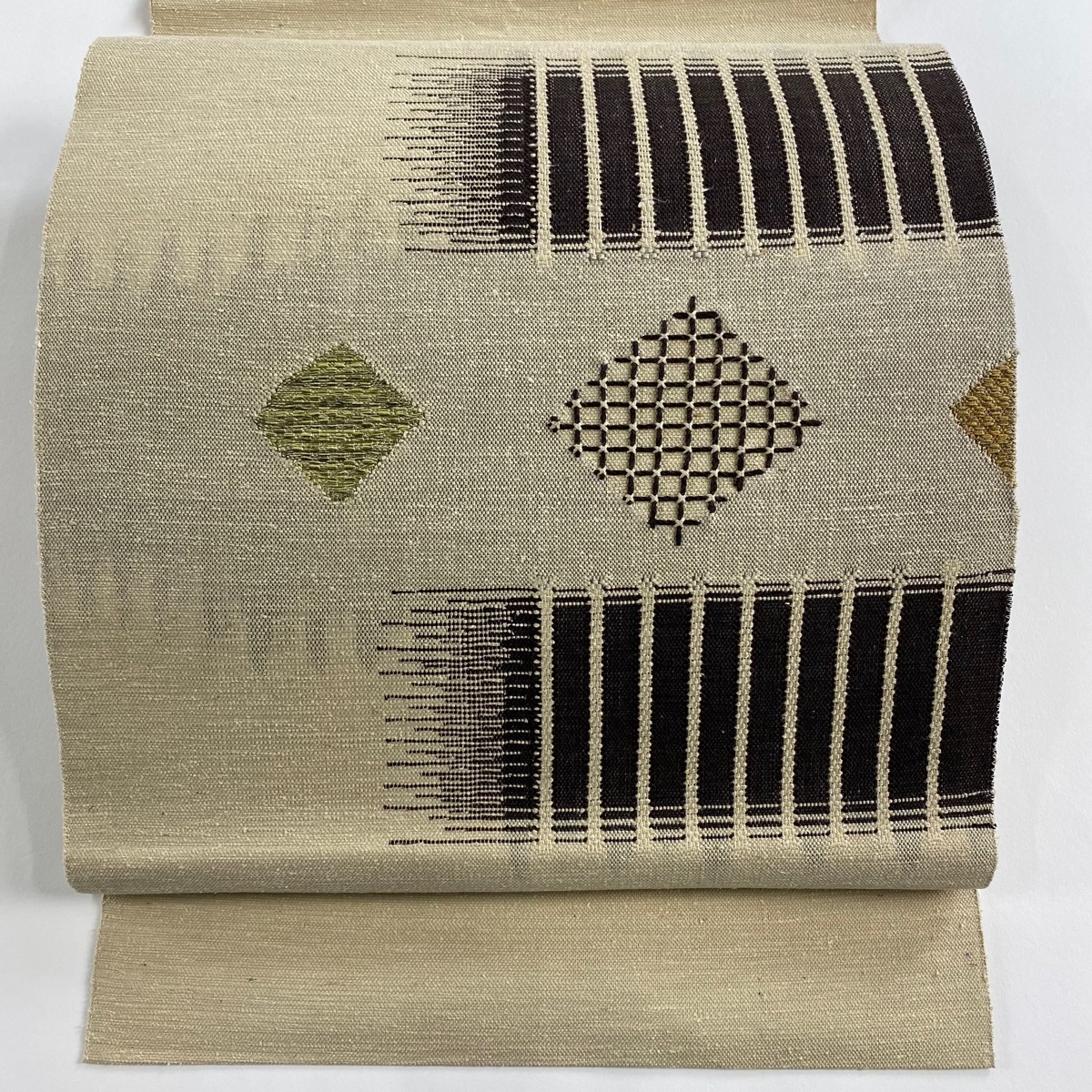【美品】 名古屋帯 秀品 八寸名古屋帯 松葉仕立て 菱 縞 ベージュ 正絹 【中古】拍卖