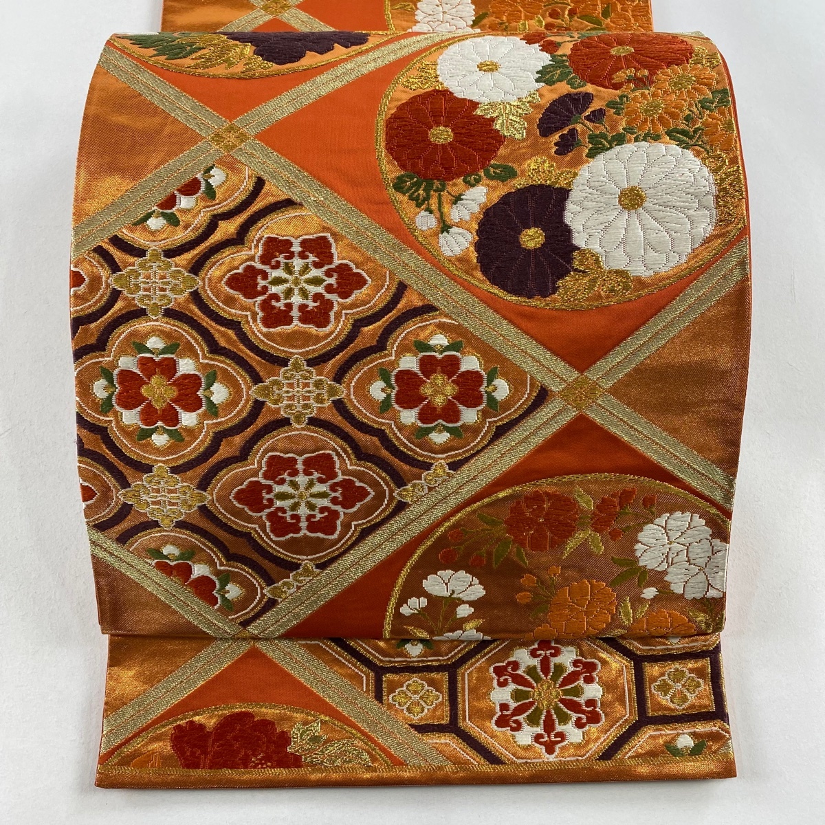 袋帯 名品 河合美術織物 落款 関西仕立て 菊 蜀江華文 唐織 箔 オレンジ 六通 正絹 【中古】拍卖