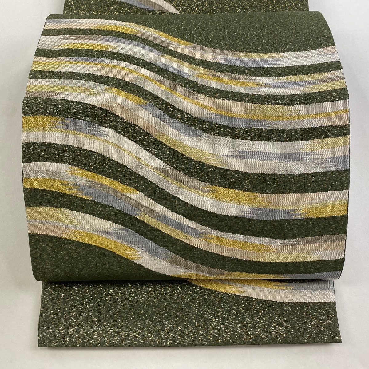 【美品】 袋帯 秀品 幾何学 金銀糸 箔 よもぎ色 お太鼓柄 正絹 【中古】拍卖