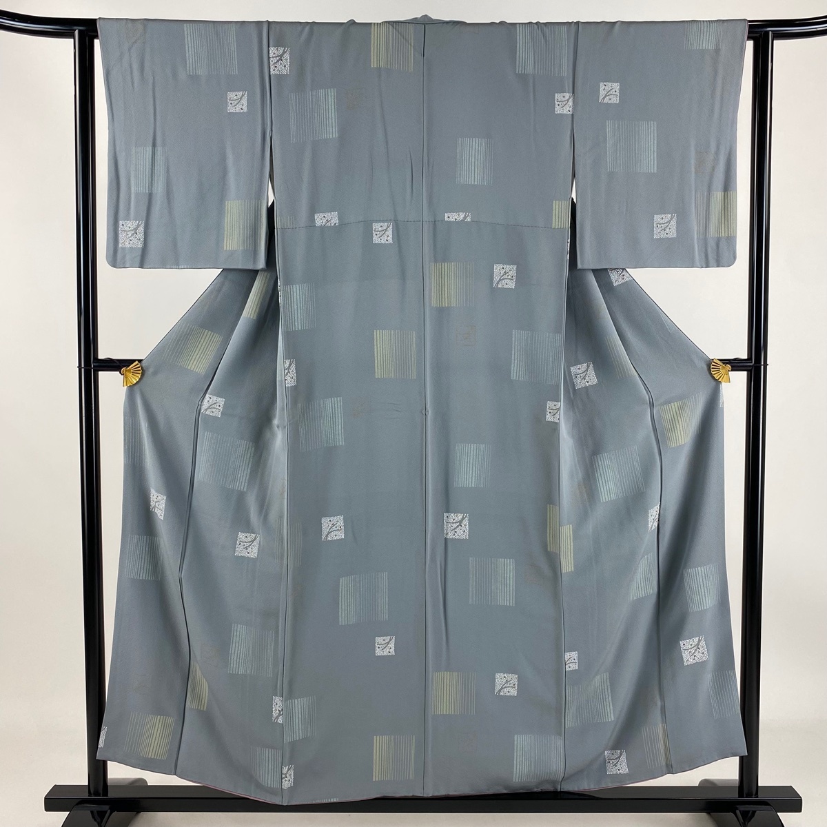 小紋 身丈155.5cm 裄丈62.5cm S 袷 幾何学模様 金彩 灰色 正絹 秀品 【中古】拍卖